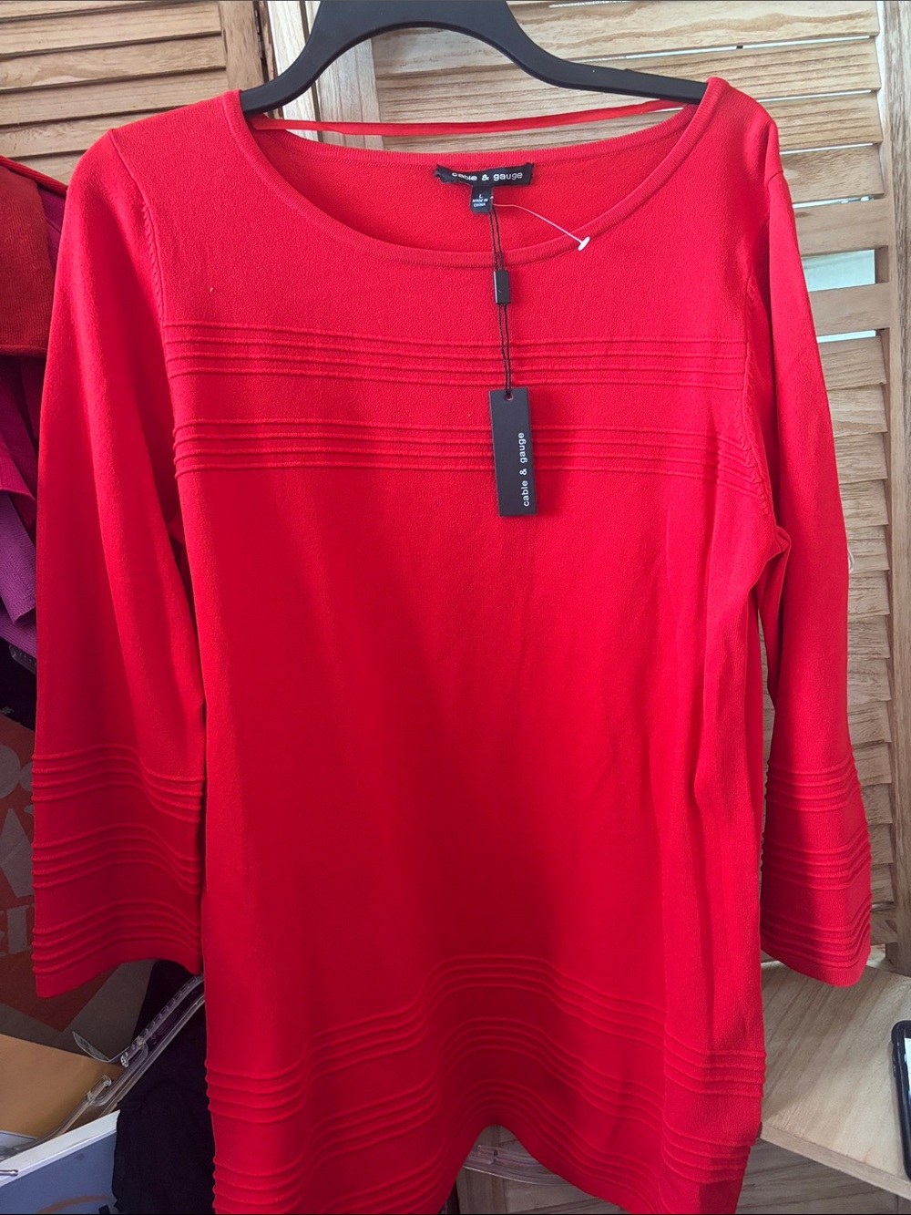 Cable & Gauge Red Textured Knit Tunic Top Large NWT